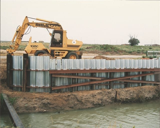 Sheet pile wall soil type